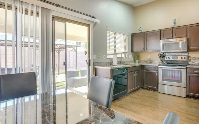 photo 3 of 4 Mi to State Farm Stadium: Avondale Home w/ Patio