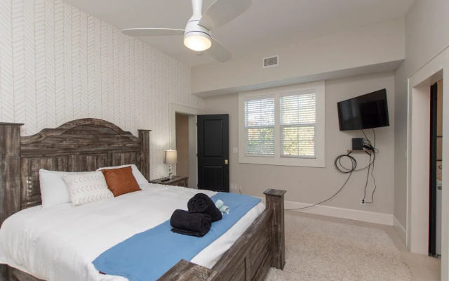 photo 5 of Award Winning 4 BR in Old Louisville