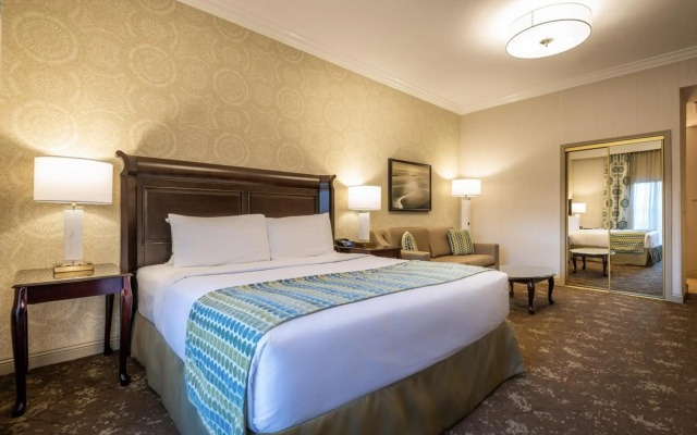 photo 3 of Ayres Hotel Seal Beach - Cypress