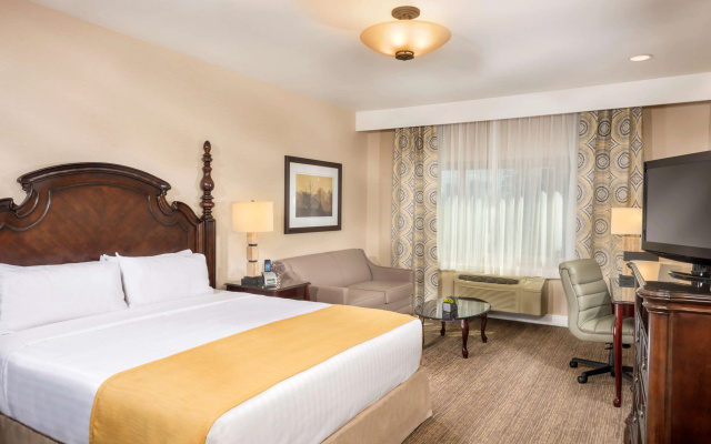photo 3 of Ayres Suites Ontario at the Mills Mall - Rancho Cucamonga