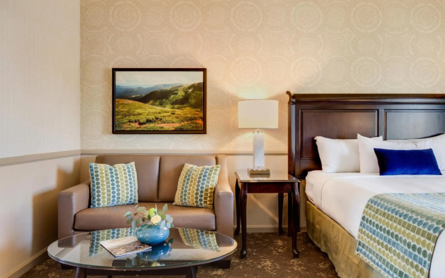 photo 2 of Ayres Hotel Corona – Riverside