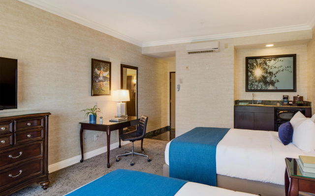 photo 4 of Ayres Suites Diamond Bar
