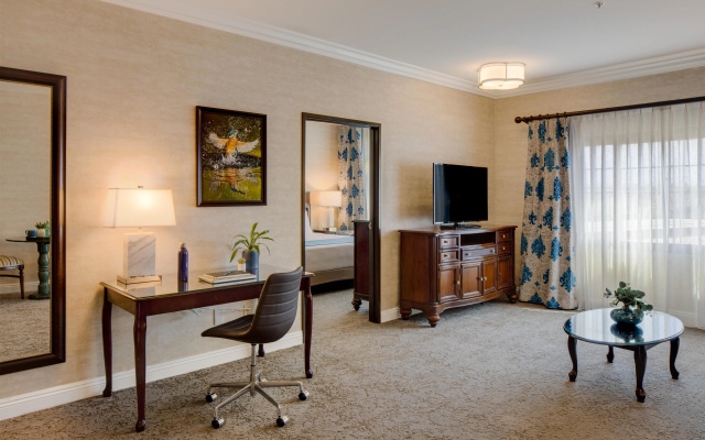 photo 5 of Ayres Suites Diamond Bar