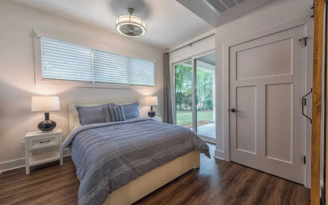 photo 5 of Azalea Retreat by Avantstay Sleeps 34 & Pool