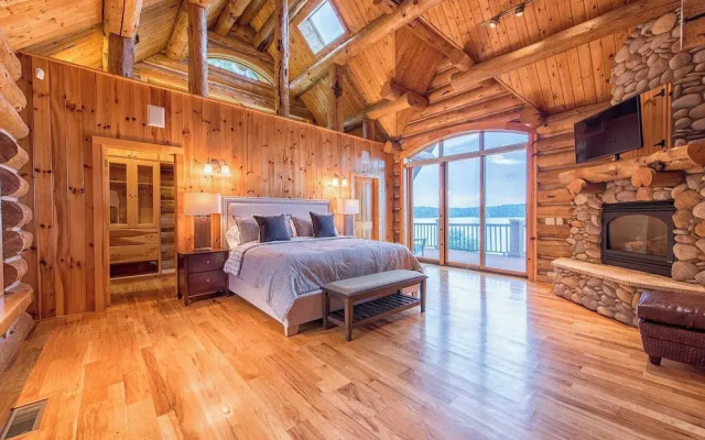 photo 3 of Azalea Retreat- The Lodge by Avantstay Best View