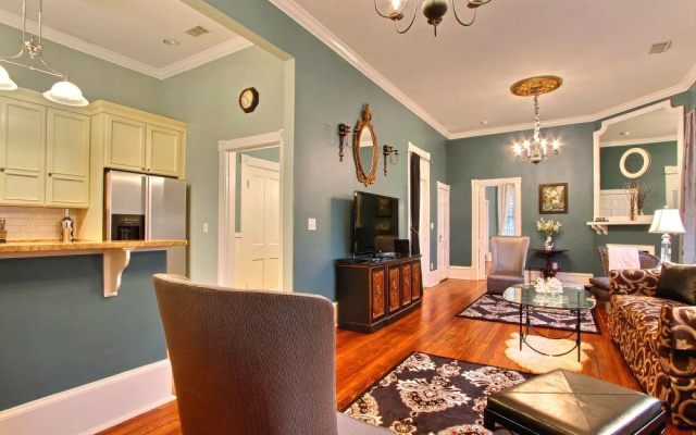 photo 2 of Azure Suite