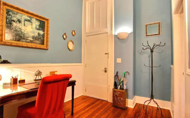 photo 4 of Azure Suite