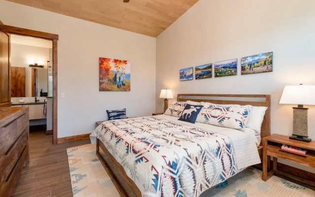 photo 4 of Azure Vista Vacation Home At Windcliff 3 Bedroom Home by Redawning