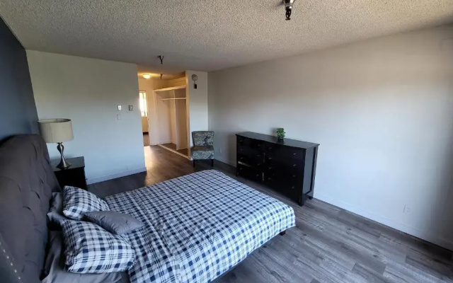 photo 3 of (B27) Cozy & Serene Private LA Studio