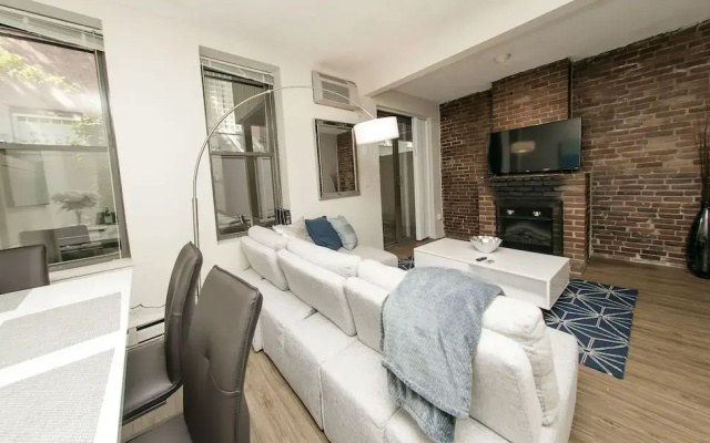 photo 3 of Back Bay Condos by Barsala