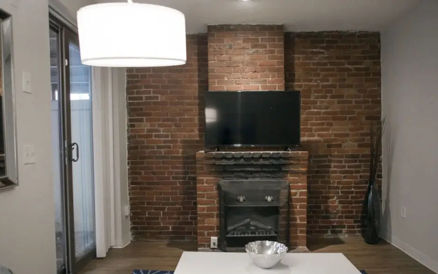 photo 5 of Back Bay Condos by Barsala