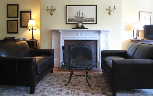 photo 2 of Back Bay Suites