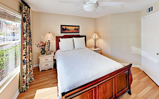 photo 4 of Bahia del Mar Condo Unit 128 2 Bedrooms 2 Bathrooms Condo