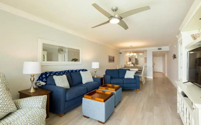 photo 3 of Bahia Vista 11-337, 2 Bedrooms, Views, Heated Pool, Sleeps 6