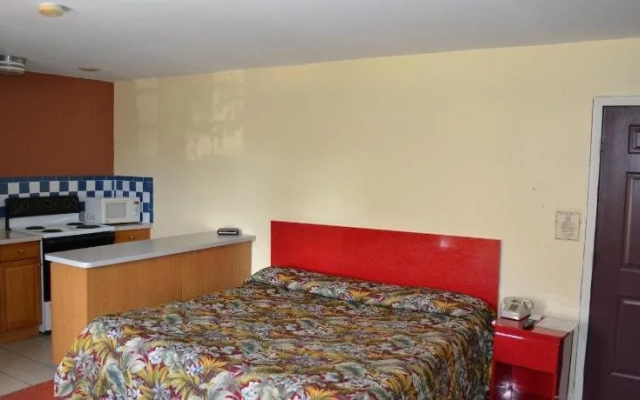 photo 4 of Bali Hai Motel