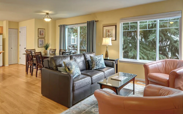 photo 4 of Ballard Northwesterner - Three Bedroom Townhome with Balcony
