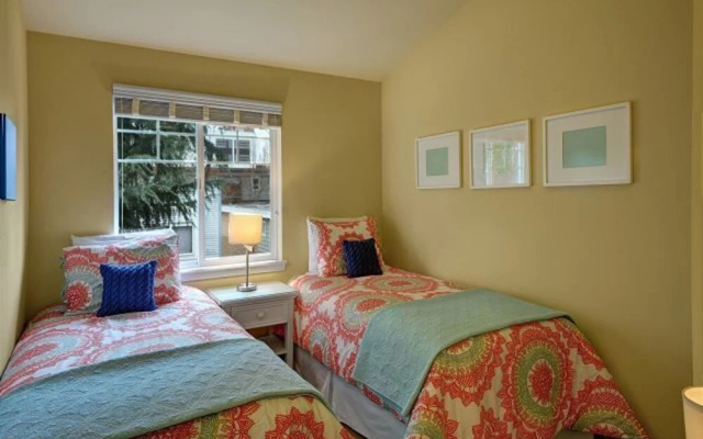 photo 5 of Ballard Northwesterner - Three Bedroom Townhome with Balcony