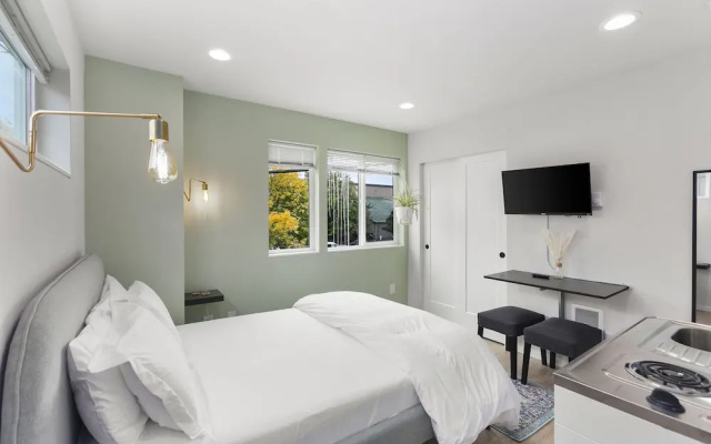 photo 4 of Ballard's sweet suites