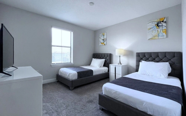 photo 4 of Balmoral Resort-207al 4 Bedroom Home by RedAwning