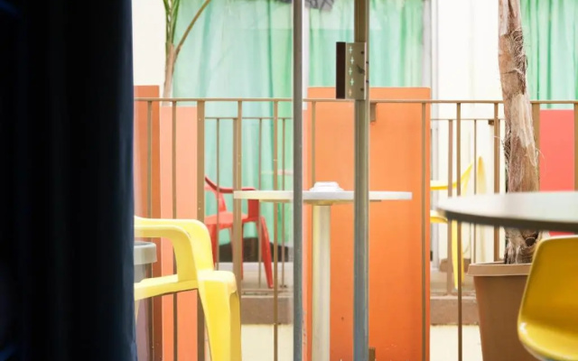 photo 2 of Banana Bungalow West Hollywood Hotel & Hostel