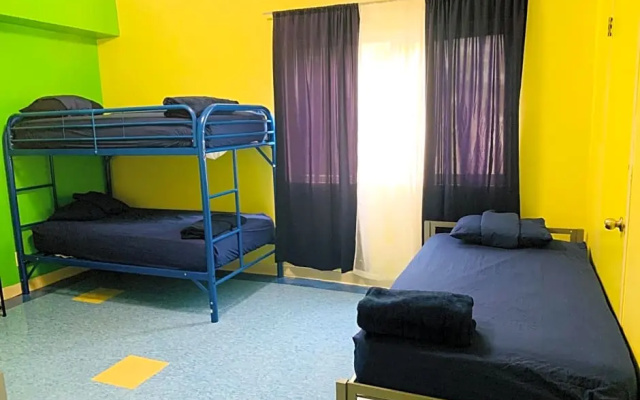 photo 3 of Banana Bungalow West Hollywood Hotel & Hostel