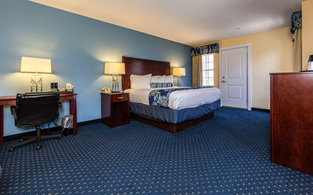 photo 4 of Bar Harbor Manor