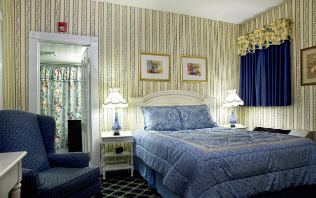 photo 5 of Bar Harbor Manor