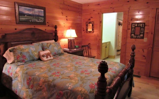 photo 3 of Barber`s Mountain Cabin