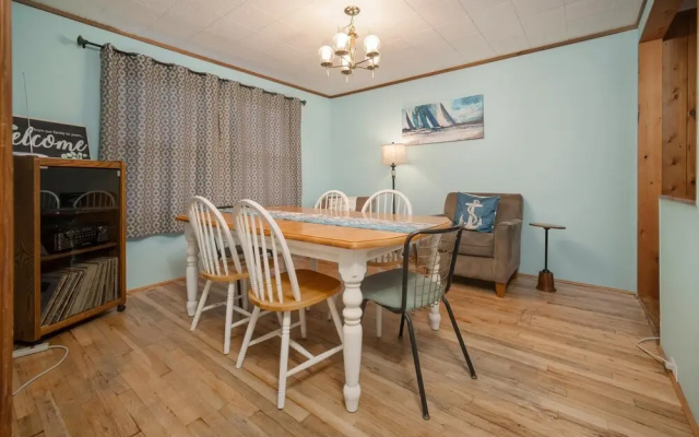 photo 5 of Barefoot Bungalow