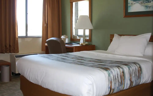 photo 4 of Barker's Island Inn Resort