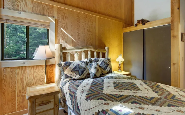 photo 5 of Barking Pine Cabin 915 2 Bedrooms 2 Bathrooms Cabin