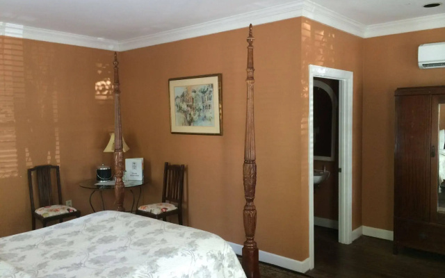 photo 5 of Barksdale House Inn