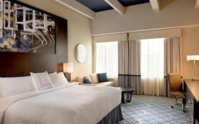 photo 3 of Baronne Inn and Suites