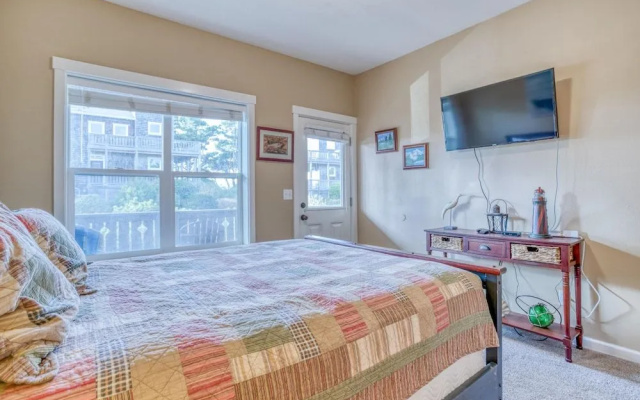 photo 5 of Barracuda Cove