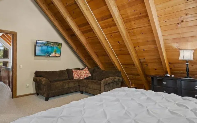 photo 3 of Basque Haus by Tahoe Mountain Properties