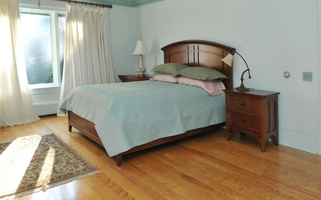 photo 4 of Bass Manor Bed and Breakfast & Art Museum