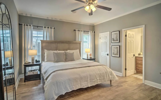 photo 2 of Baton Rouge Game Day House w/ Chic Yard Space