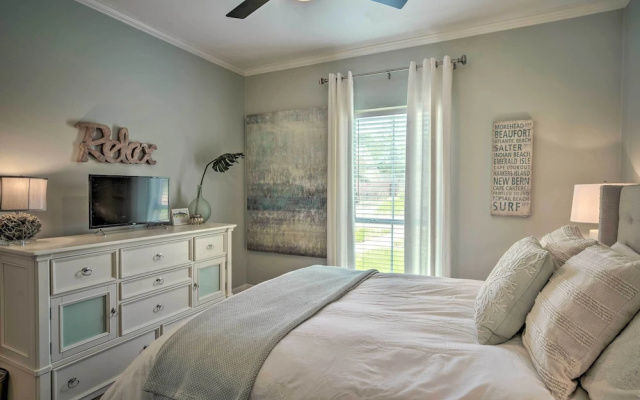 photo 3 of Baton Rouge Game Day House w/ Chic Yard Space