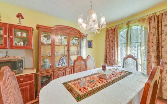 photo 2 of Baton Rouge Retreat w/ Private Patio!