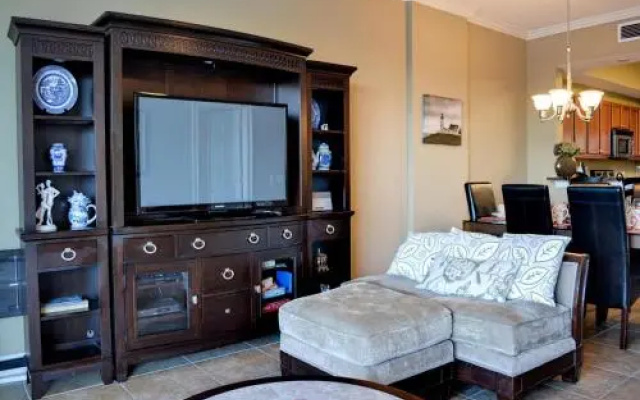 photo 5 of Bay Harbor 201