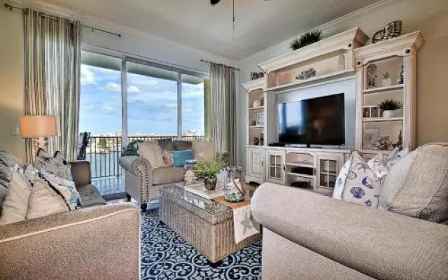 photo 4 of Bay Harbor 403