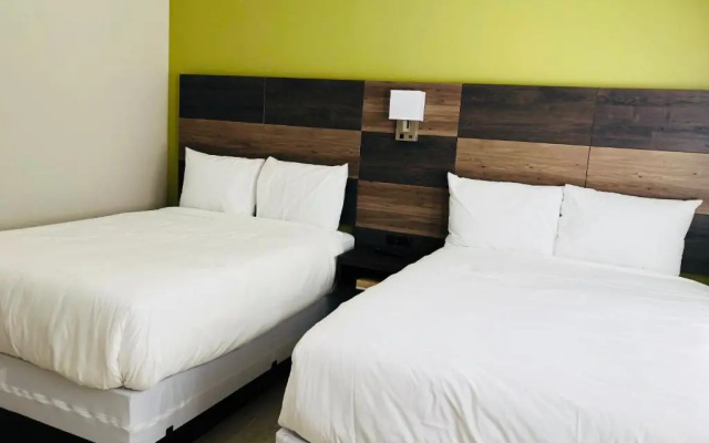 photo 2 of Bay Hotel
