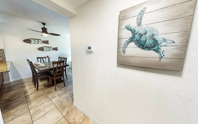 photo 5 of Bay Oaks, 3rd Floor