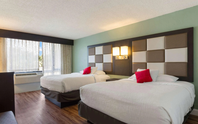 photo 4 of Red Lion Hotel Monterey