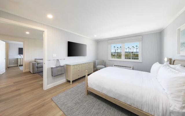 photo 4 of Bay Shores Peninsula Hotel