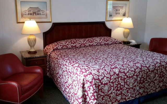 photo 4 of The Bay Willows Inn