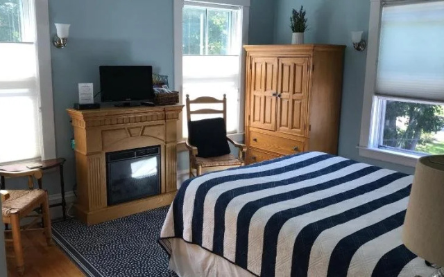 photo 4 of Bayberry Inn Bed & Breakfast