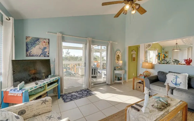 photo 2 of Little Gasparilla Island Paradise: Walk to Beach!