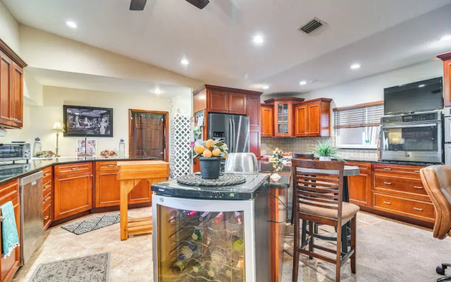 photo 2 of Bayfront St Petersburg Home w/ Hot Tub & Views!