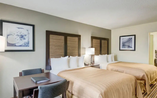 photo 3 of Baymont By Wyndham Charlotte Airport Near Uptown
